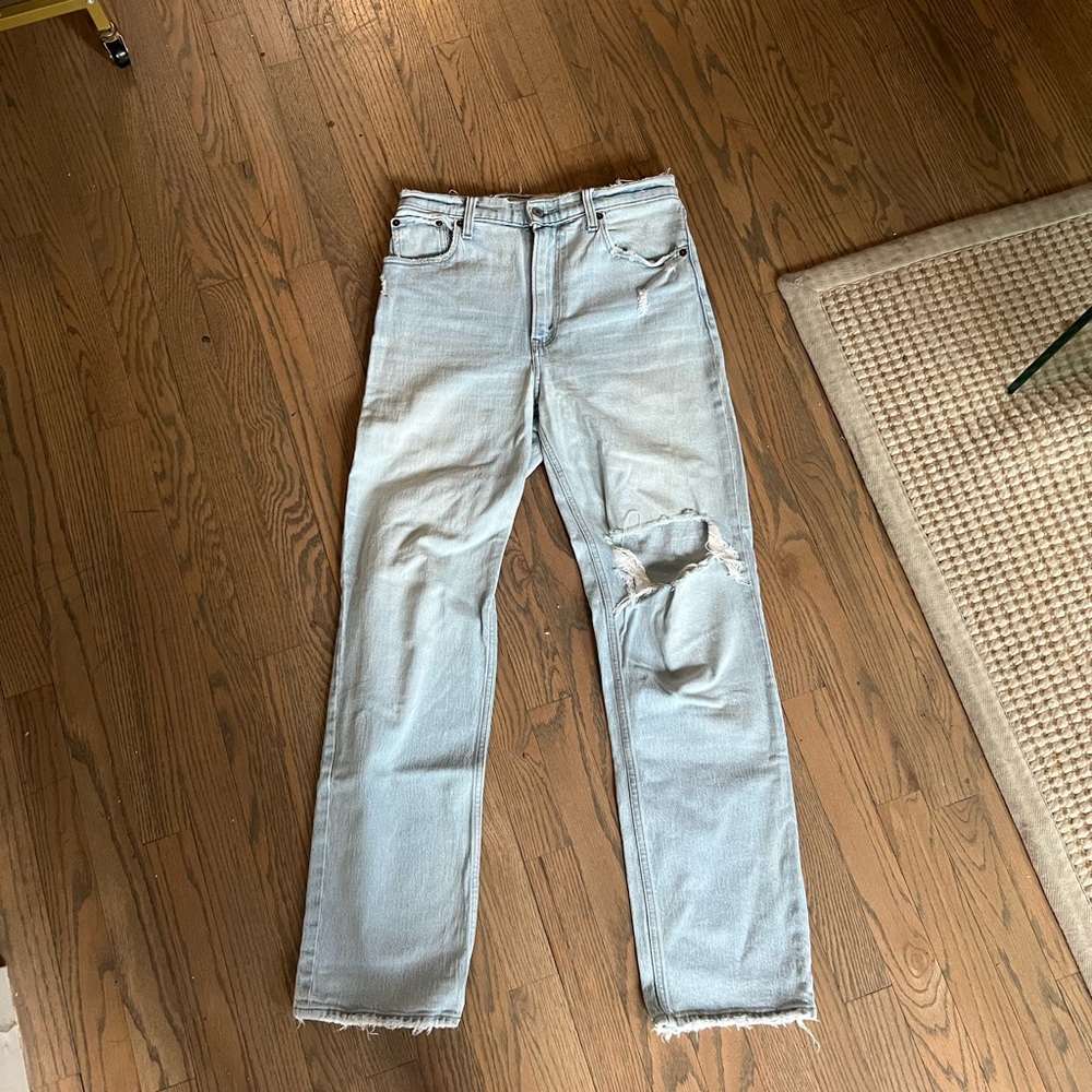 Light Blue Distressed Abercrombie Jeans - ultra high rise straight